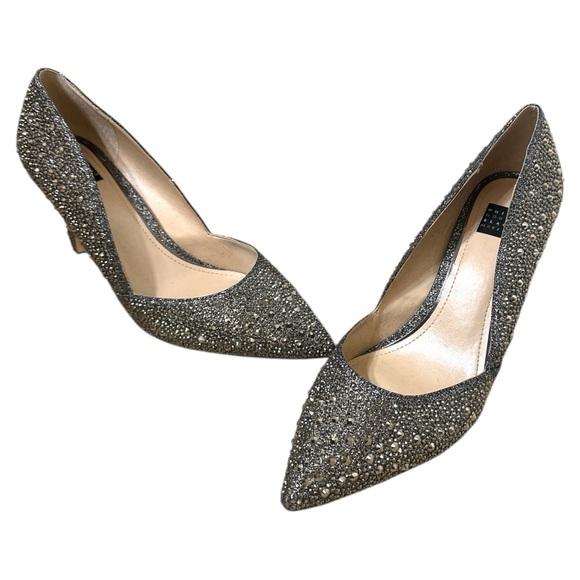 White House Black Market Hematite-Embellished High Heel Silver Jeweled Pumps 8.5 - Picture 4 of 12